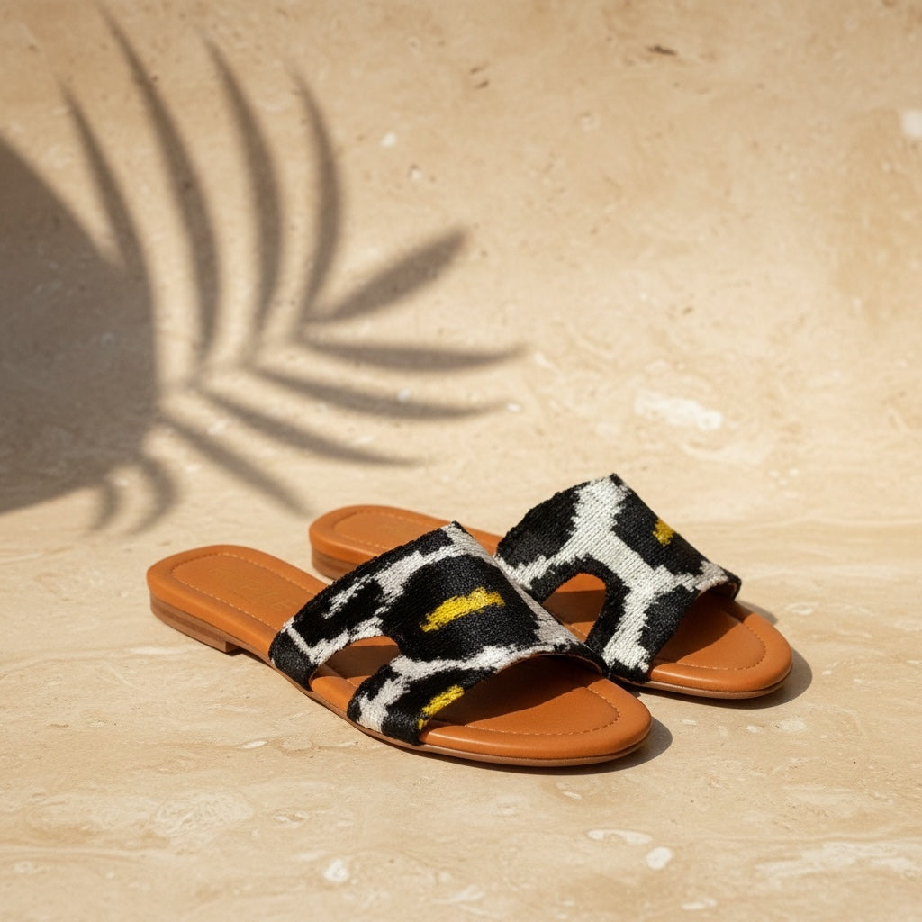 The Ikat Slide • Noir Leopard